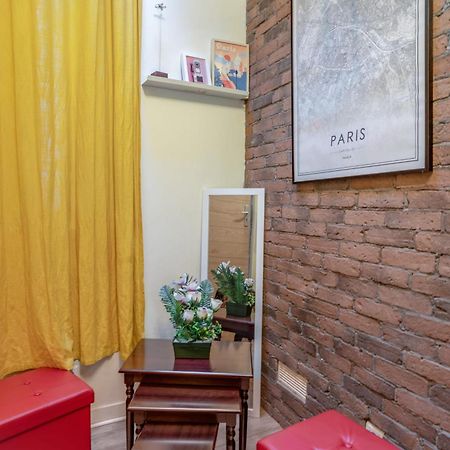 Charming Industrial-Style Studio Just Nearby Montmartre In Paris - Welkeysアパートメント エクステリア 写真