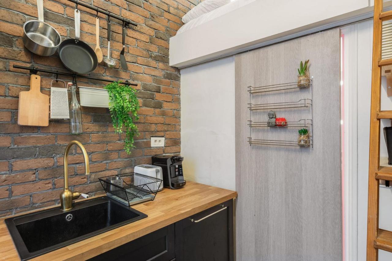 Charming Industrial-Style Studio Just Nearby Montmartre In Paris - Welkeysアパートメント エクステリア 写真